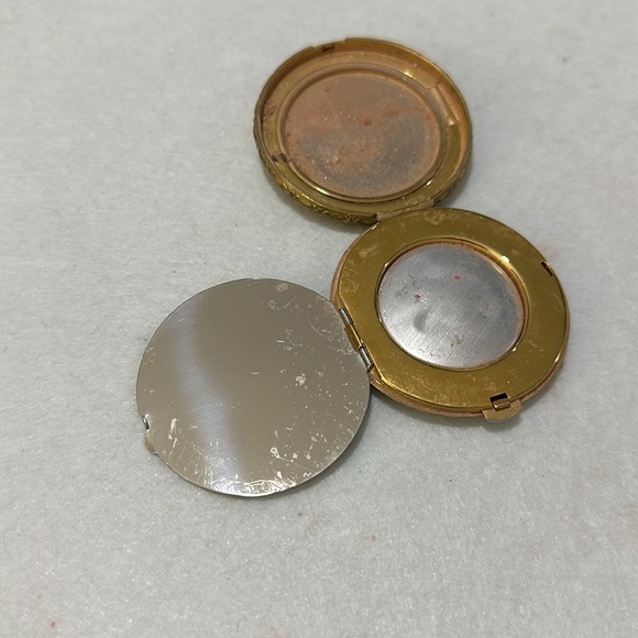 La mode vintage mother of pearl small compact - Picture 10 of 10